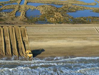 bulldozer at dingle 31.12 .2003.264 6405